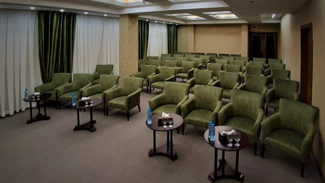 Merat Hotel