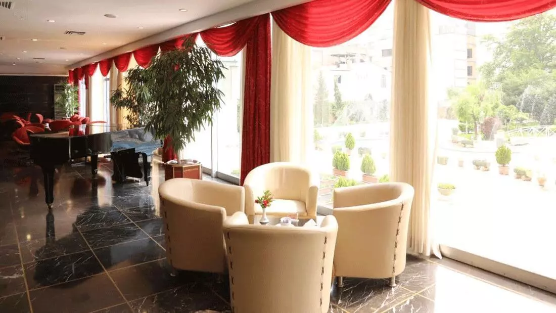 Homa Hotel
