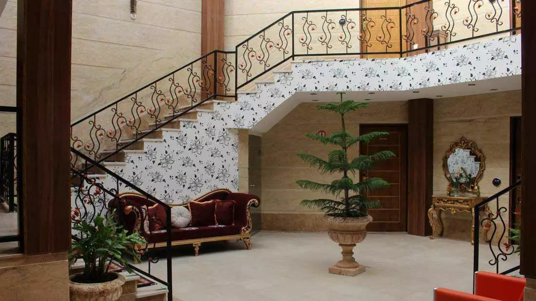 Shayli Hotel