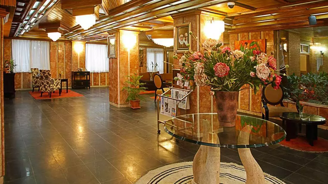 Alborz Hotel