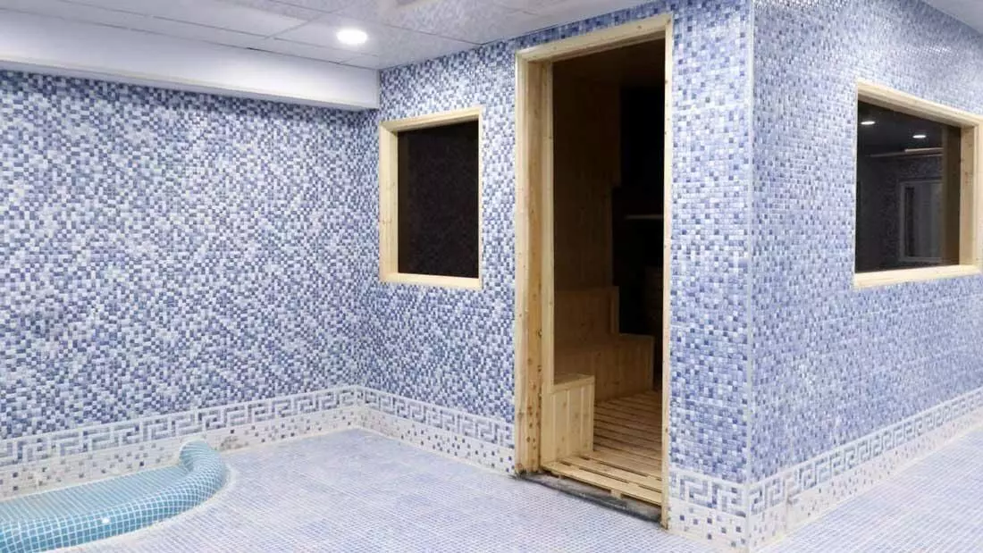 Shiraz Hotel