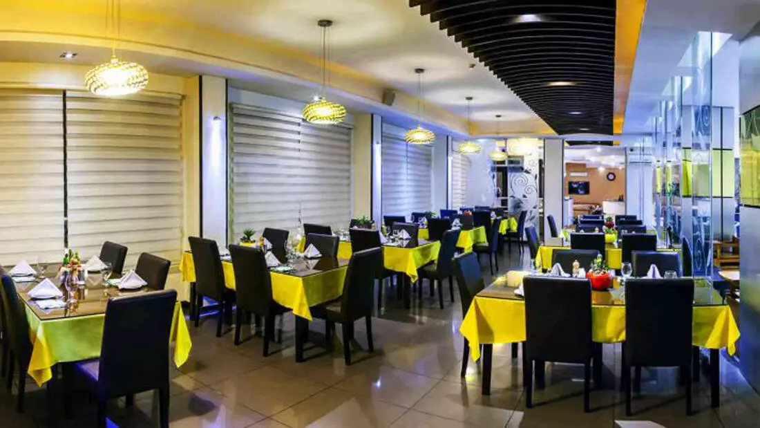 Espadana Hotel