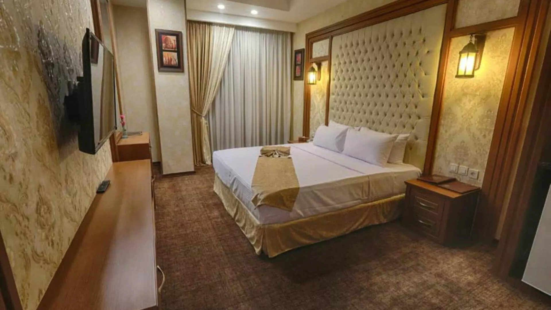 Ziafat Alzahra Hotel