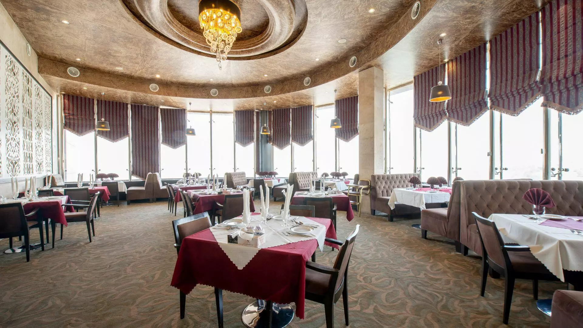 Shiraz Royal Hotel