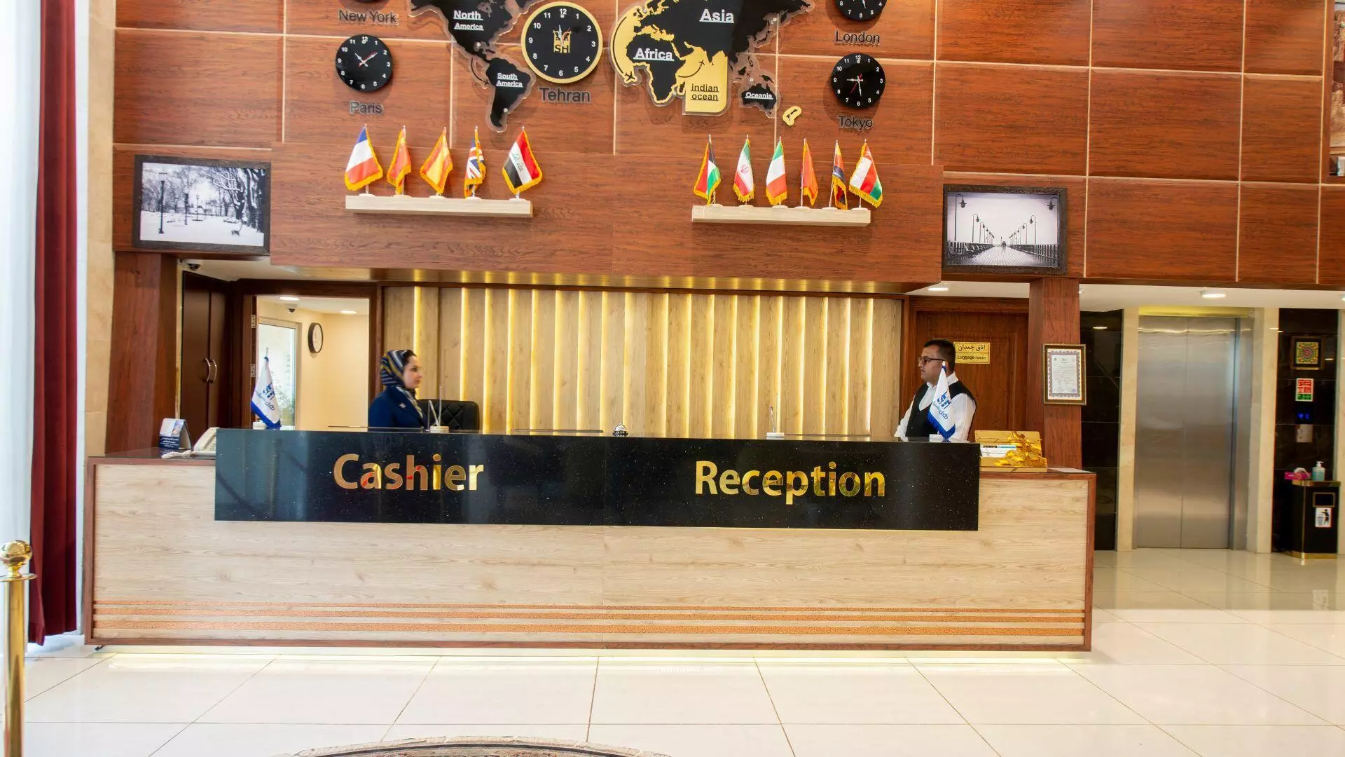 Shirazis Hotel