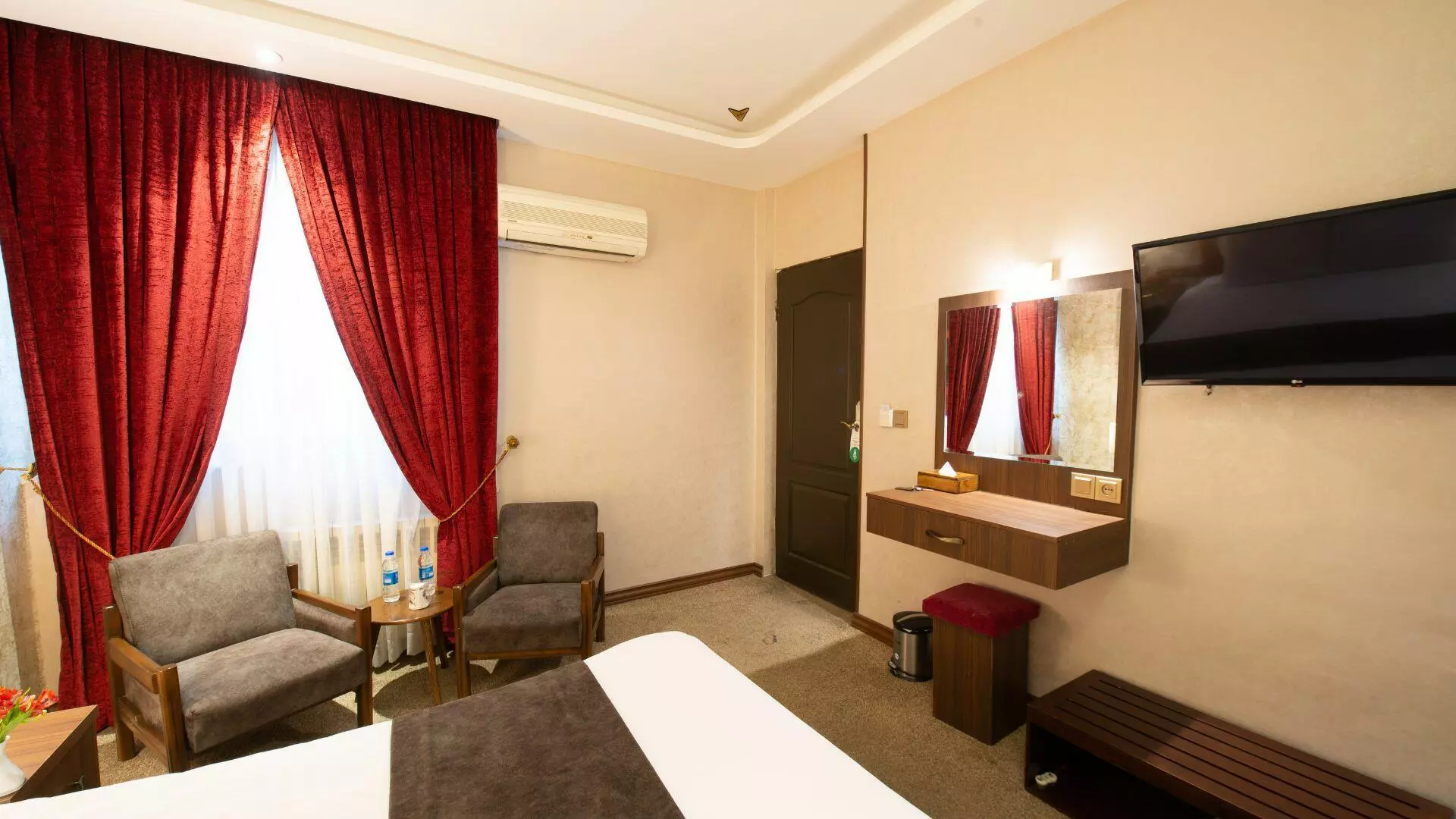 Talar Hotel