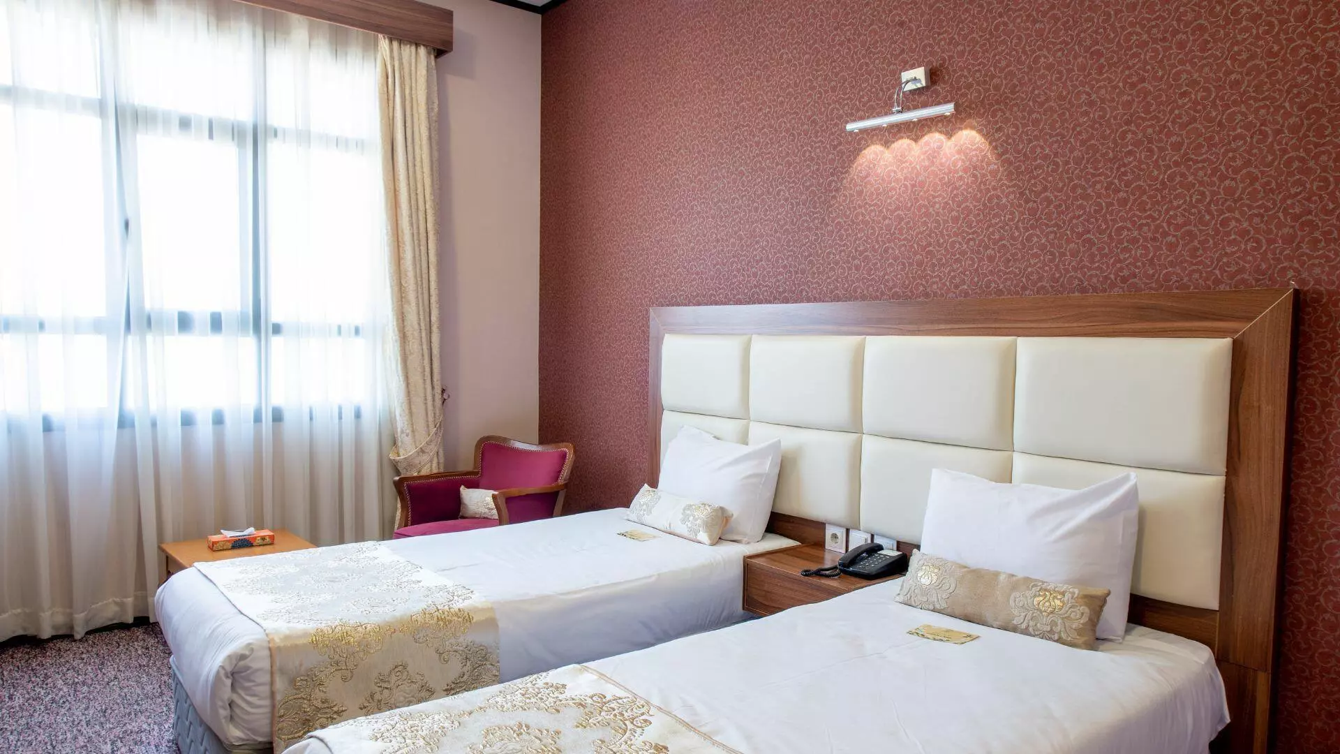 Beyn Ol Harameyn Hotel