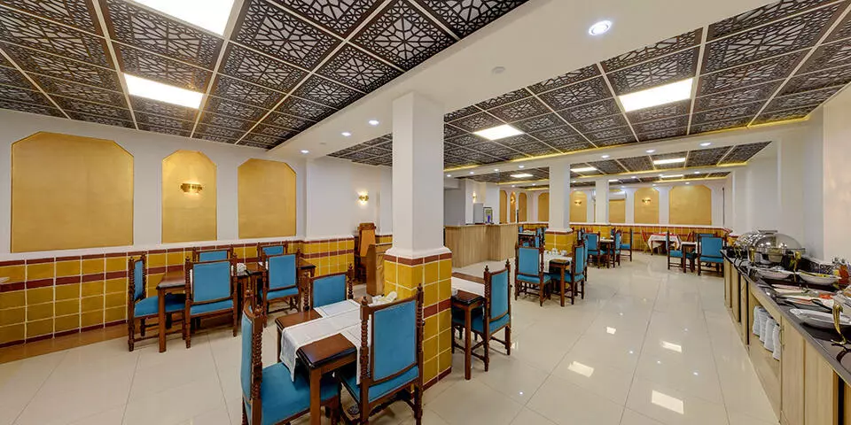 Kowsar Hotel