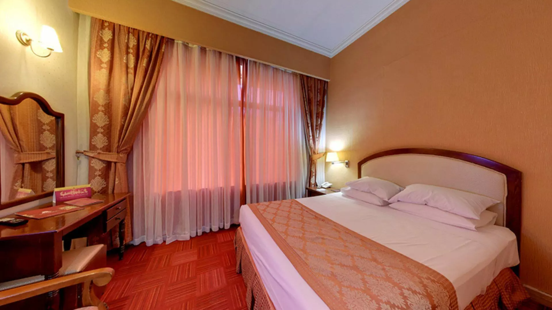Kowsar Hotel