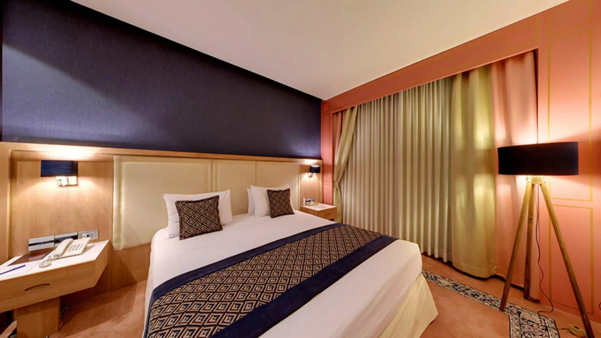 Kowsar Hotel
