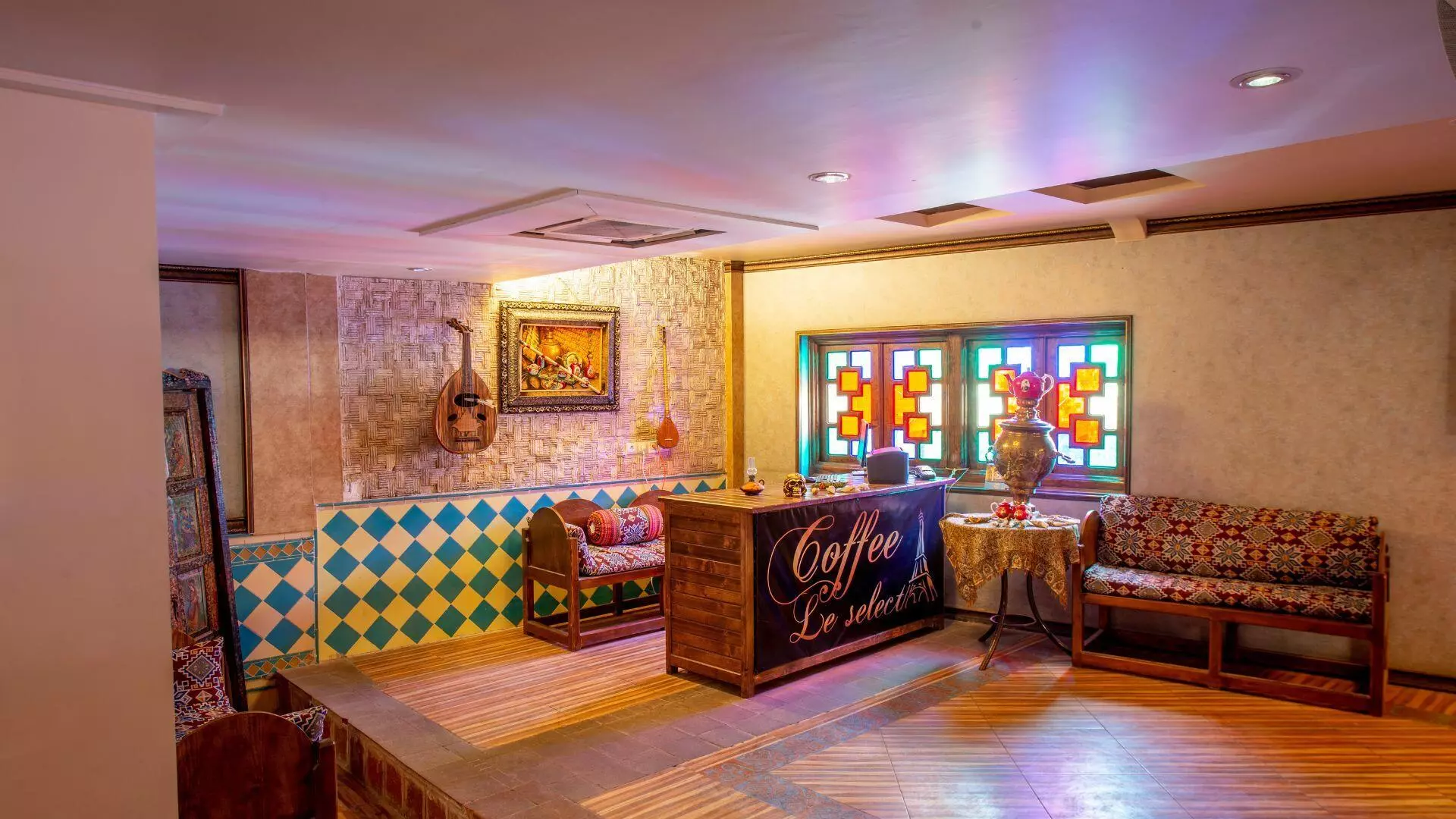 Karim Khan Hotel