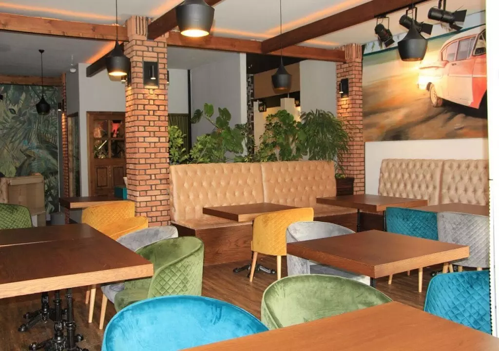 Royan Ghaem Hotel