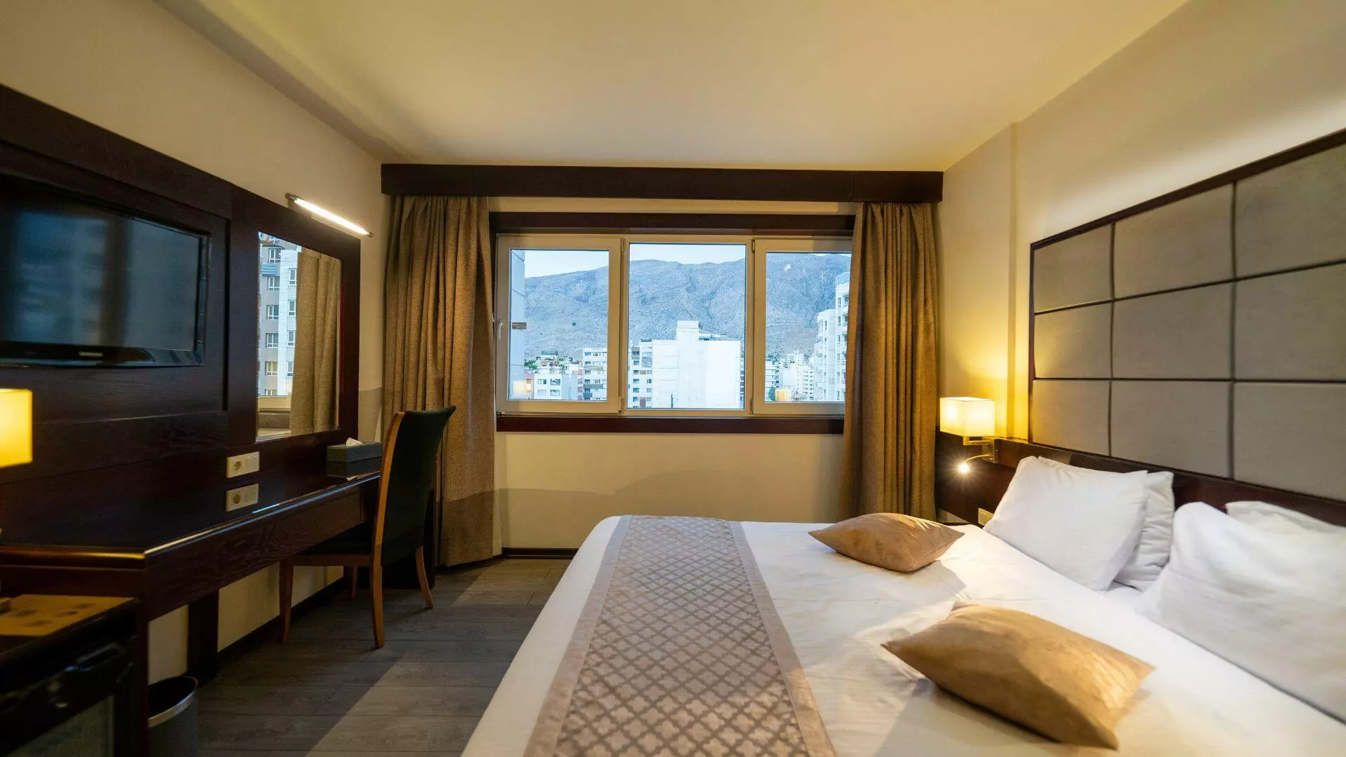 Elysee Hotel