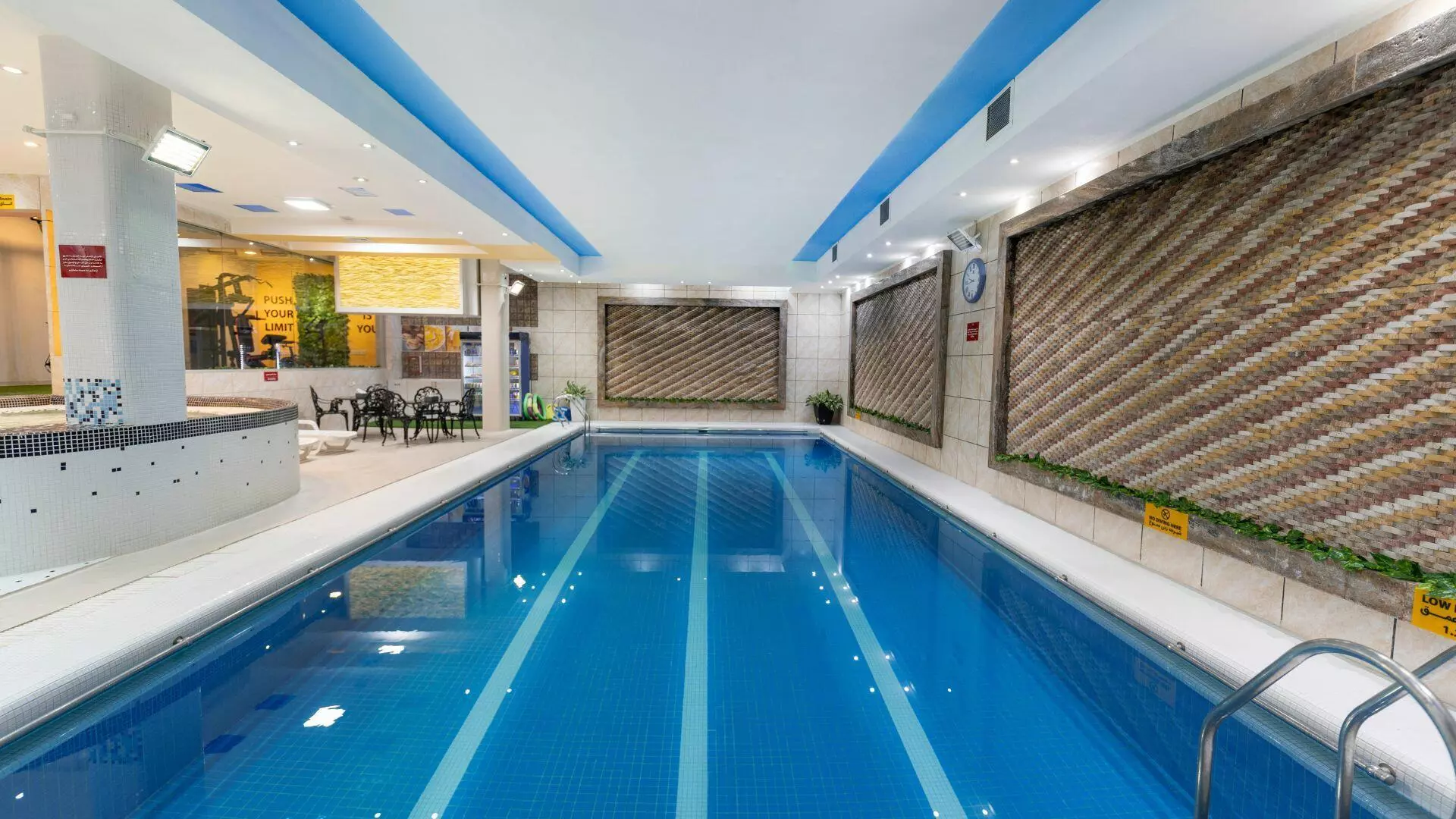 Elysee Hotel
