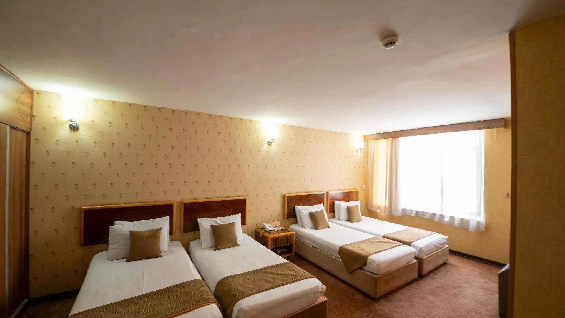 Parsian Suite Hotel