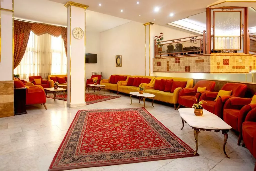 Aminian Hotel