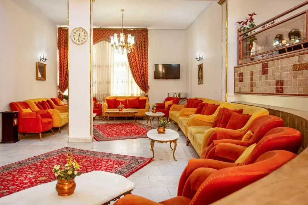 Aminian Hotel