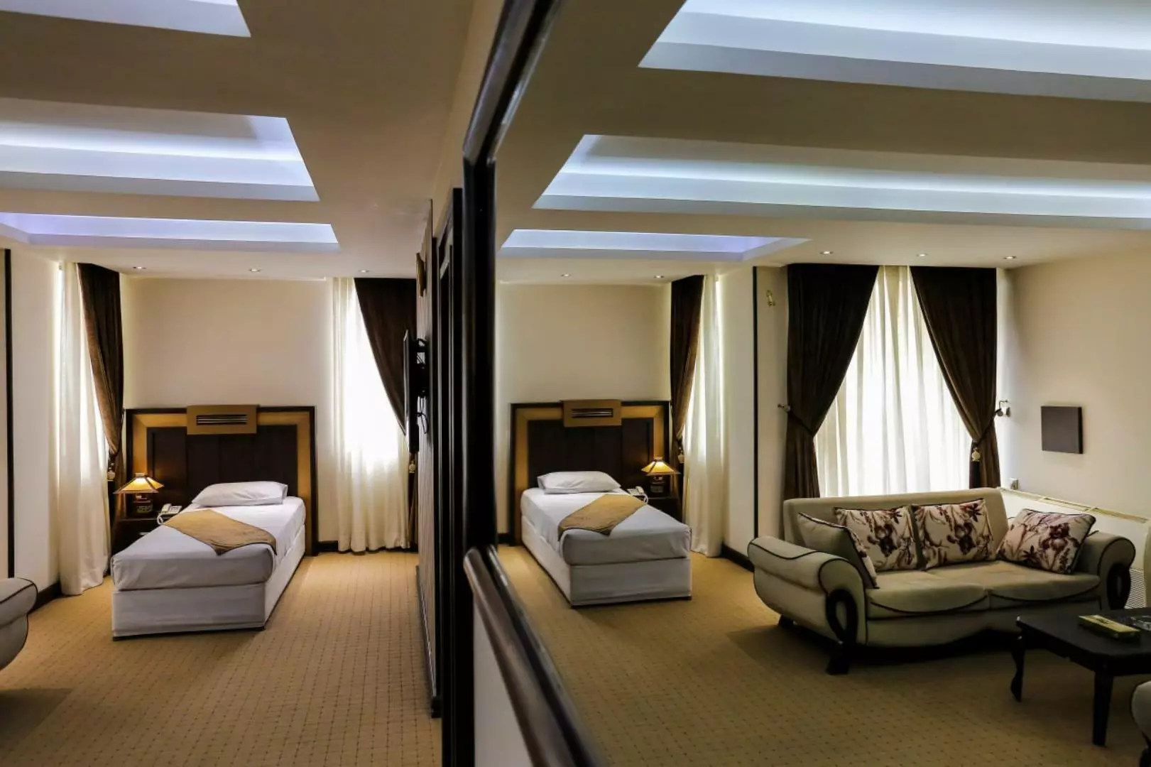 Gostaresh Hotel Gostaresh Hotel