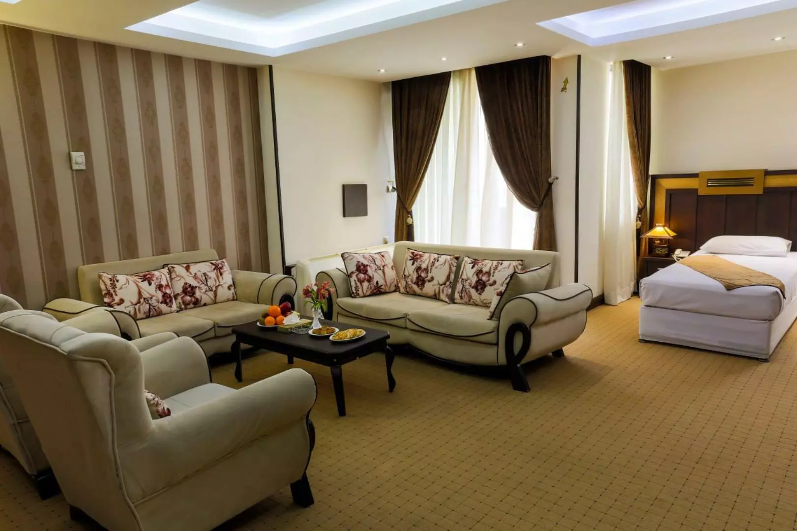 Gostaresh Hotel Gostaresh Hotel