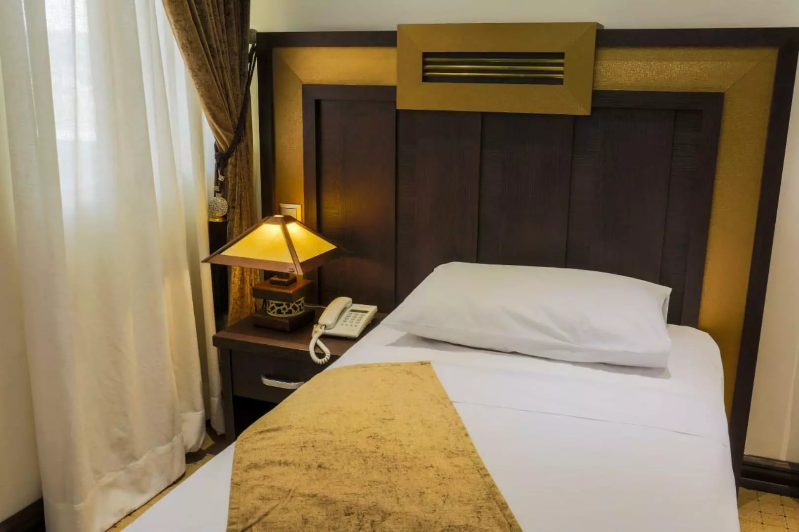 Gostaresh Hotel Gostaresh Hotel