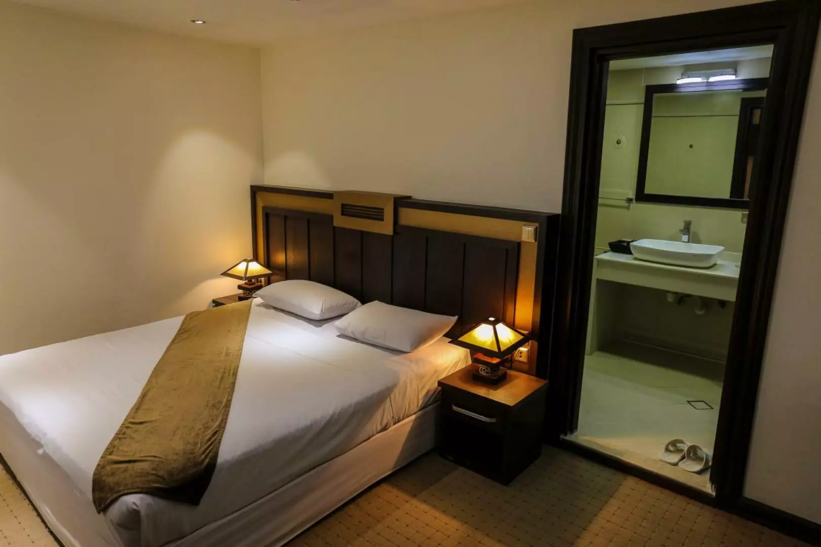 Gostaresh Hotel Gostaresh Hotel