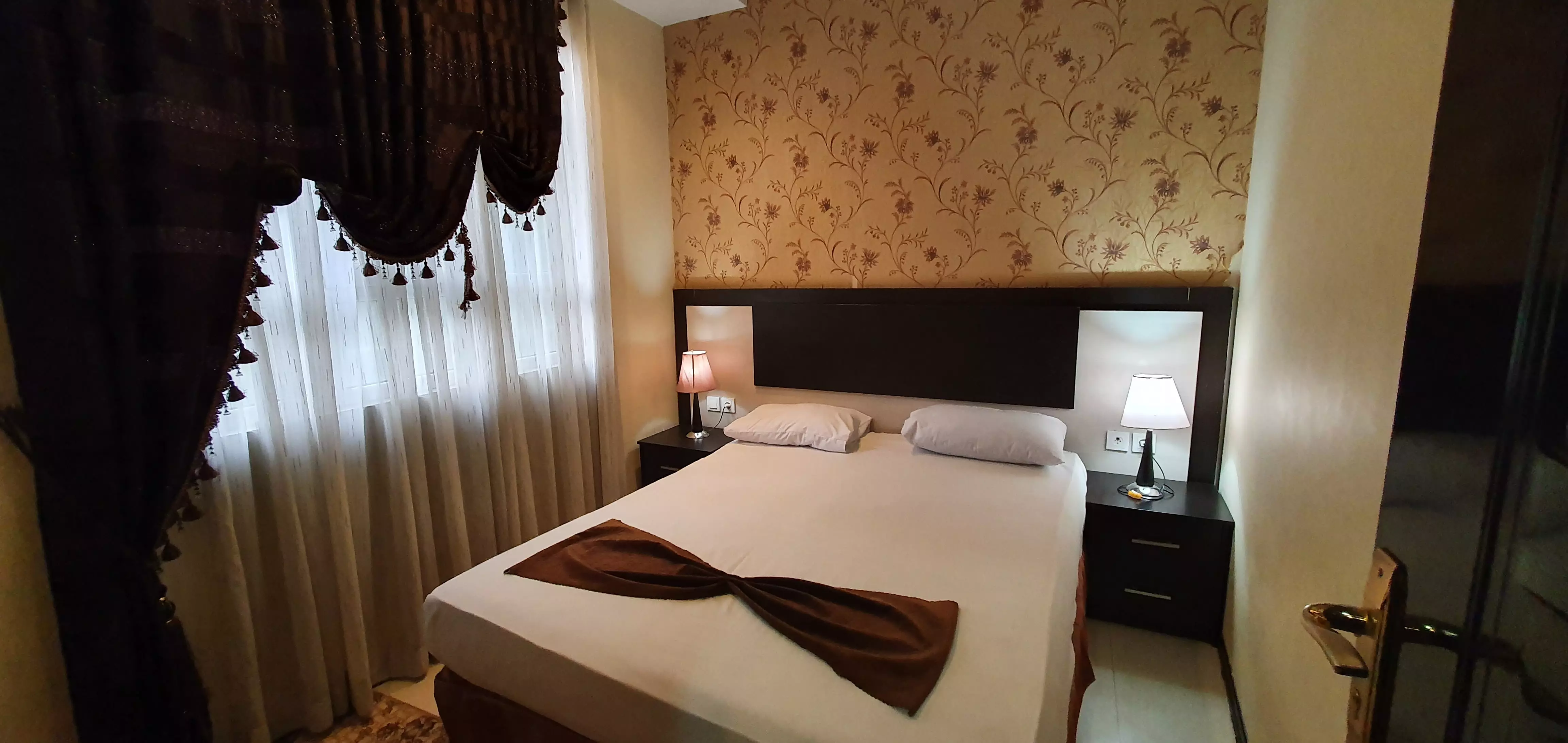 Seraj Hotel