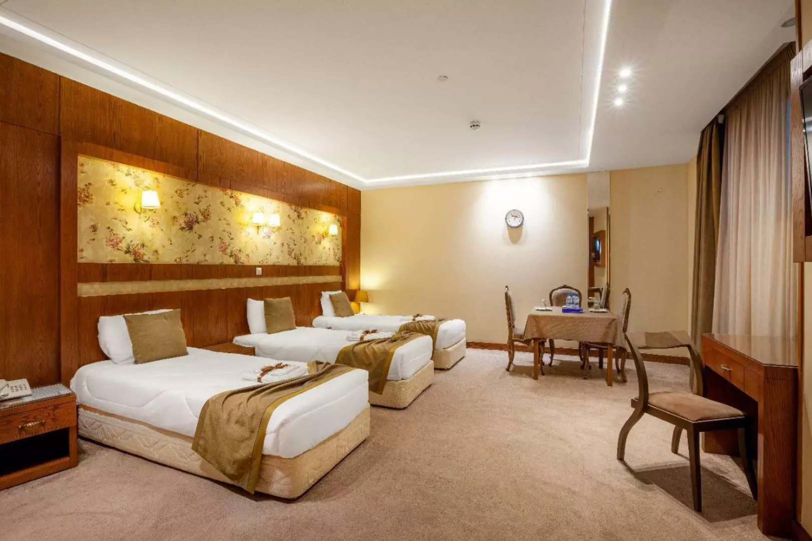 Madain Hotel