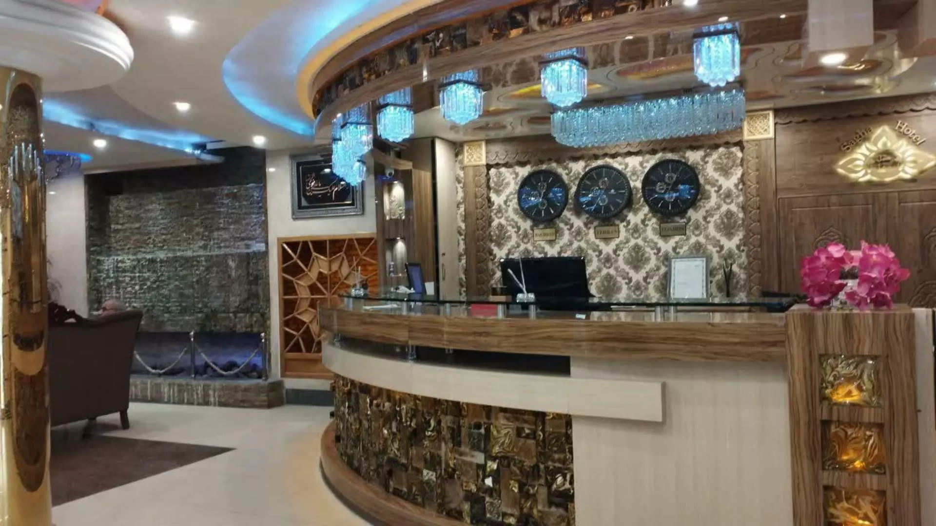 Sagha Hotel