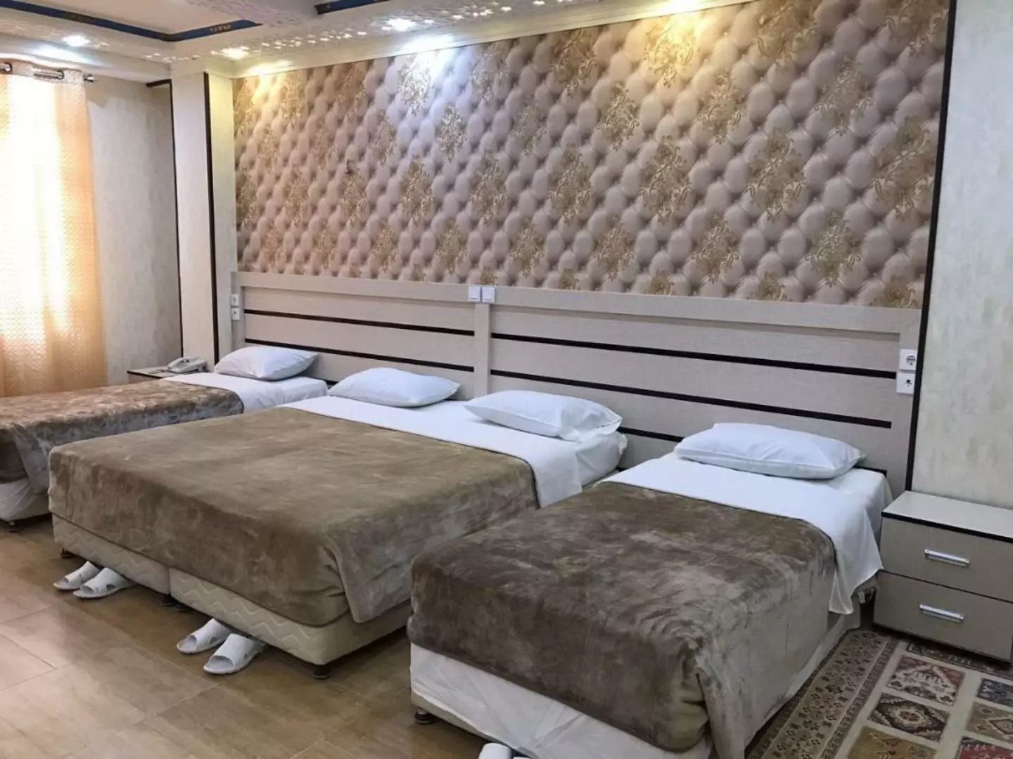 Sepahan Hotel