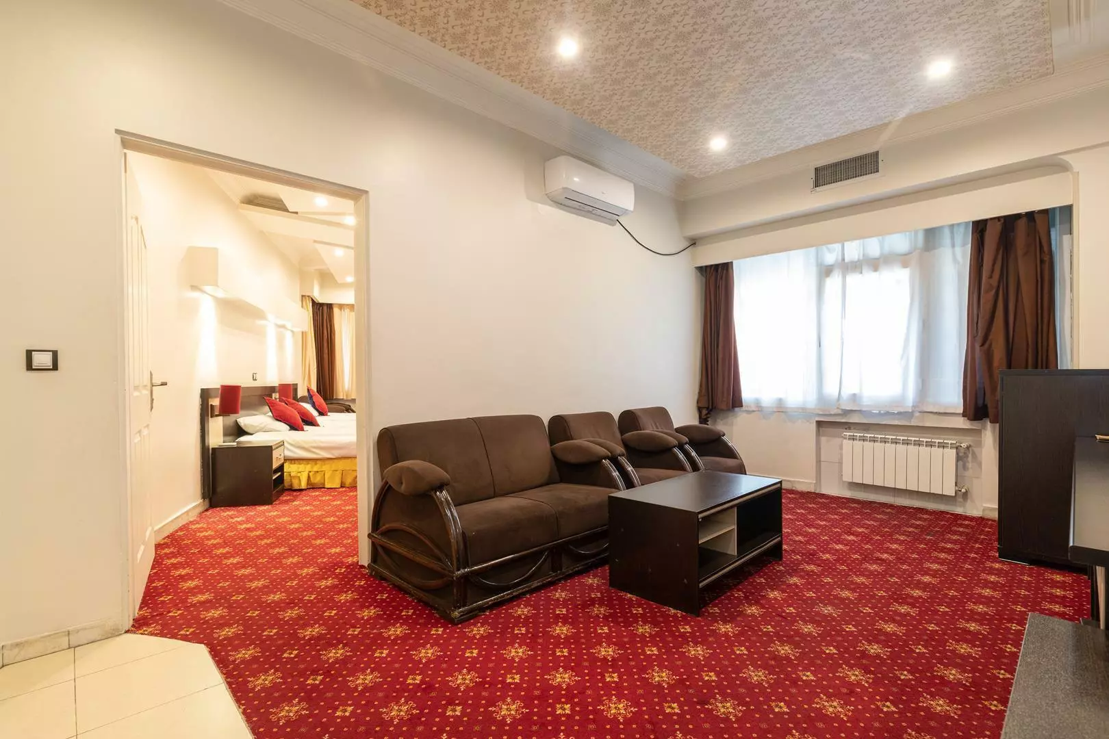 Morvarid Hotel