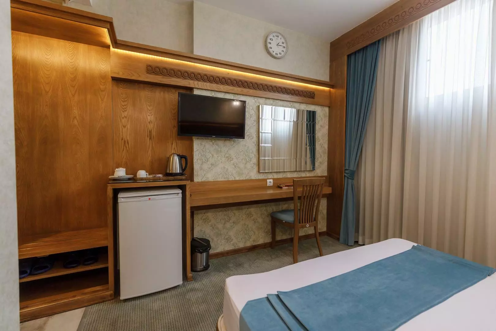 Liana Hotel
