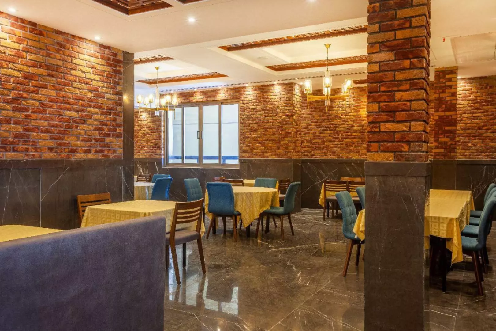 Madain Hotel
