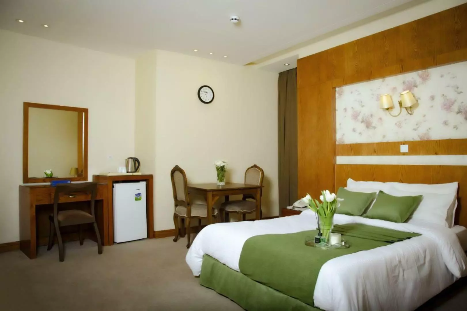 Madain Hotel
