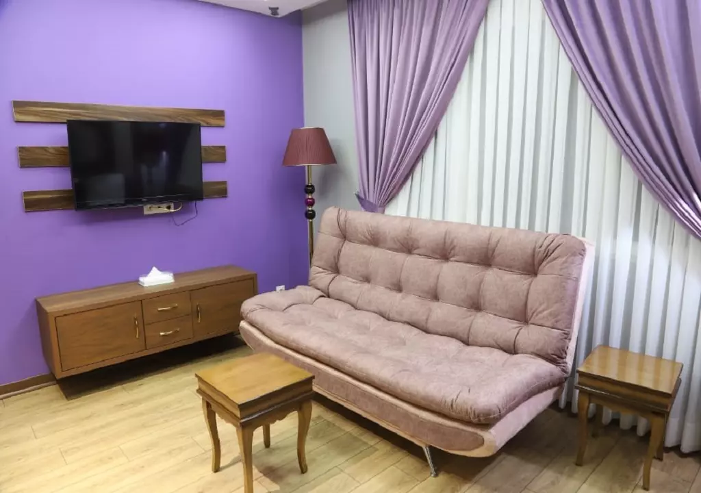 Ronia Hotel