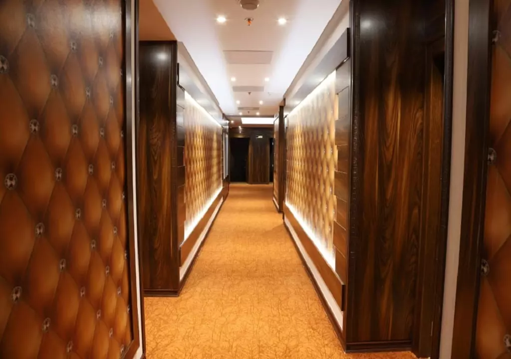 Ronia Hotel