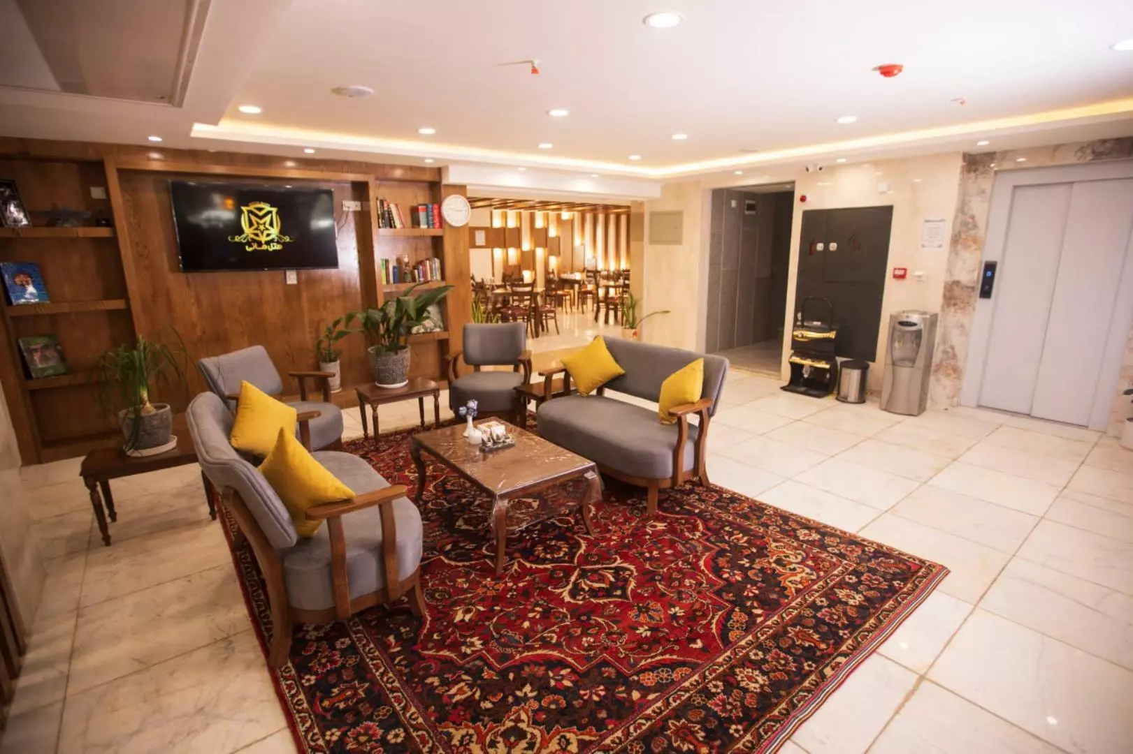 Mani Hotel
