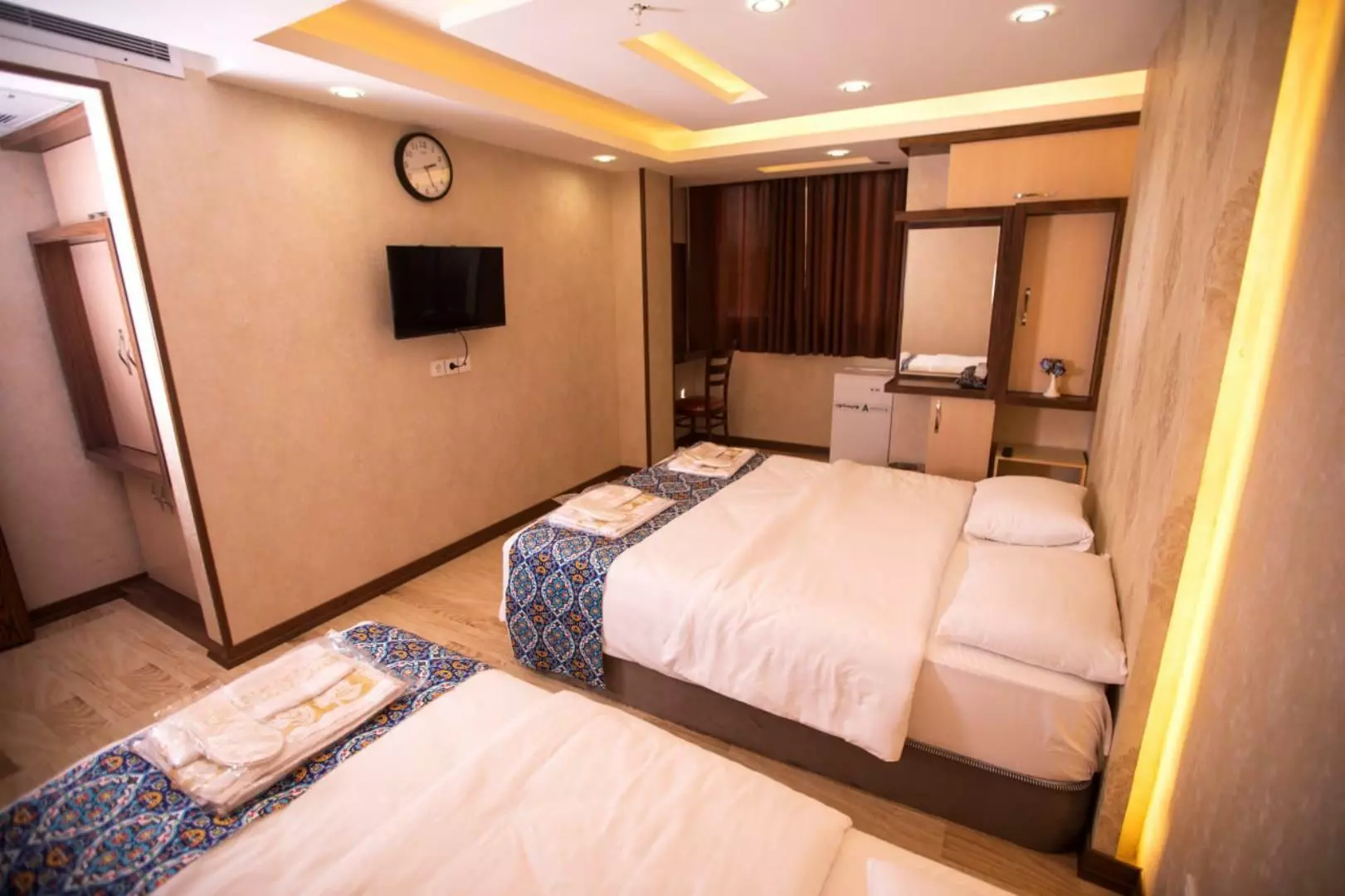 Mani Hotel