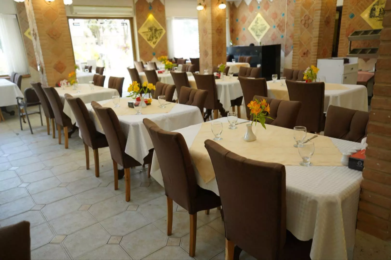Park Saadi Hotel