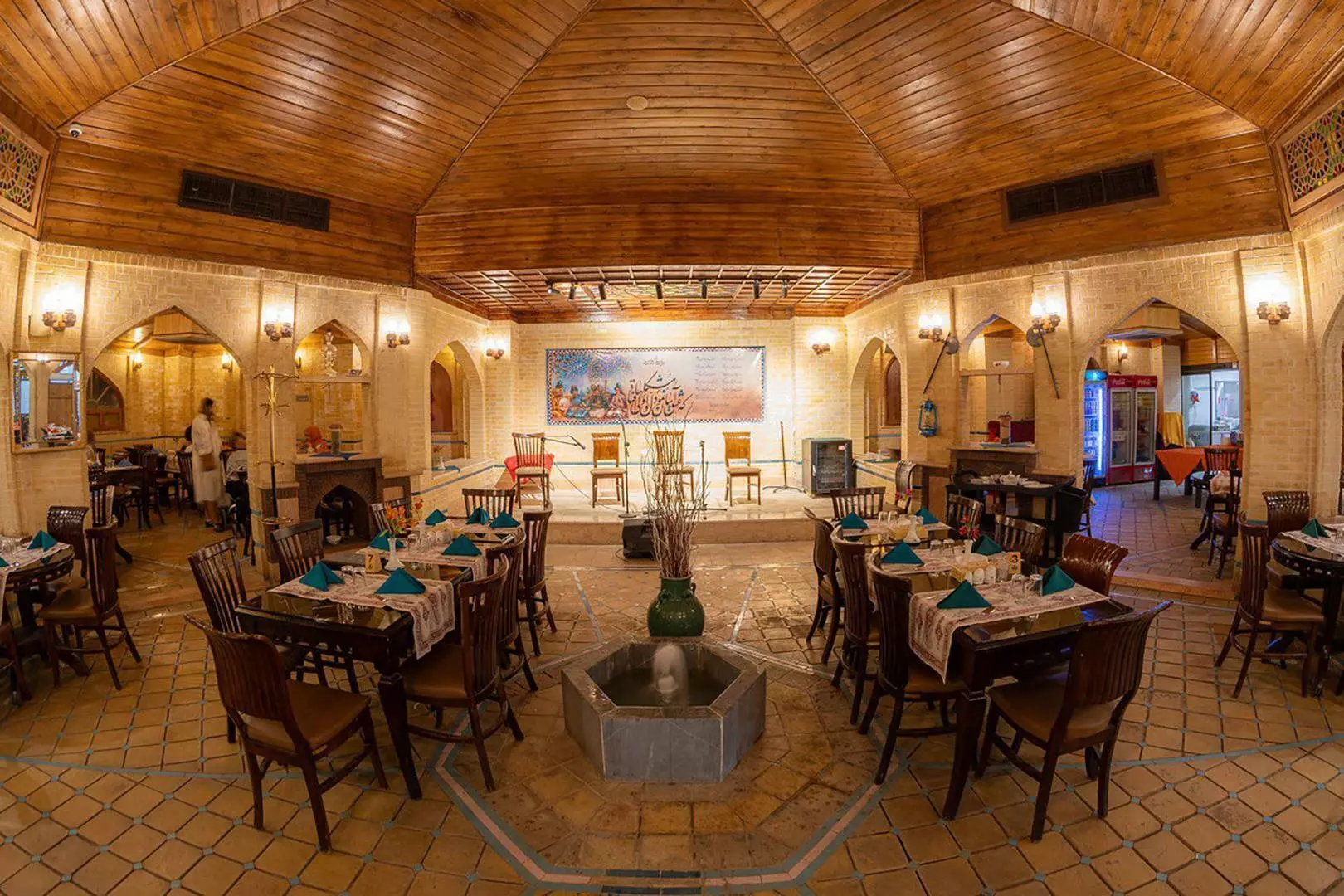 Parsian Kowsar Hotel