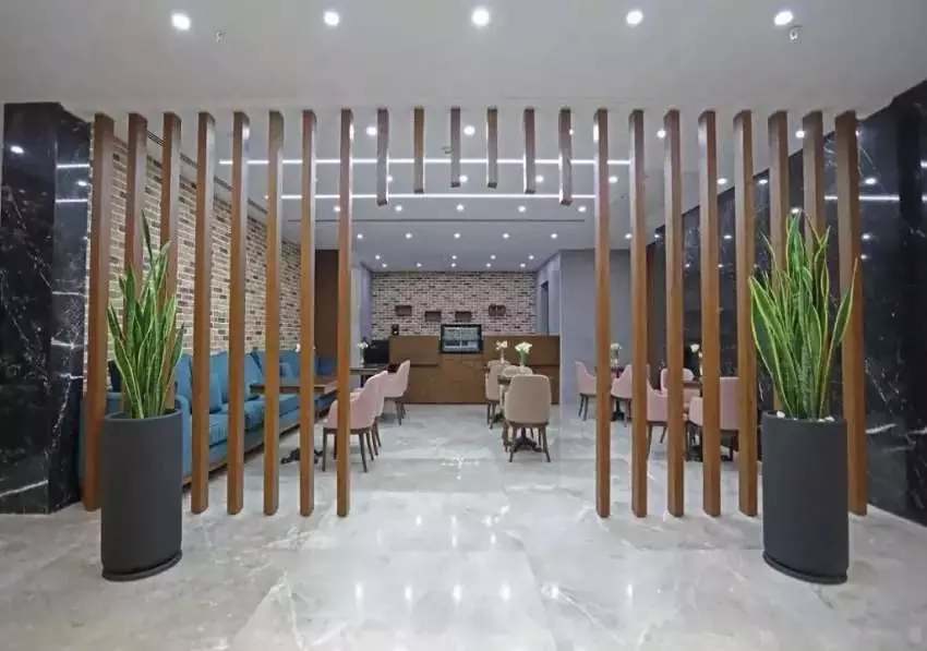 Ritz Hotel