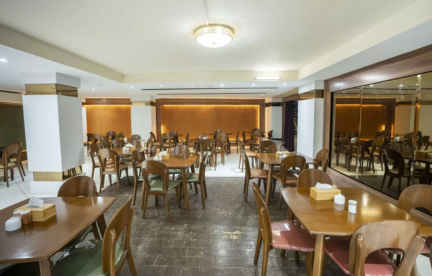 Kimia Hotel