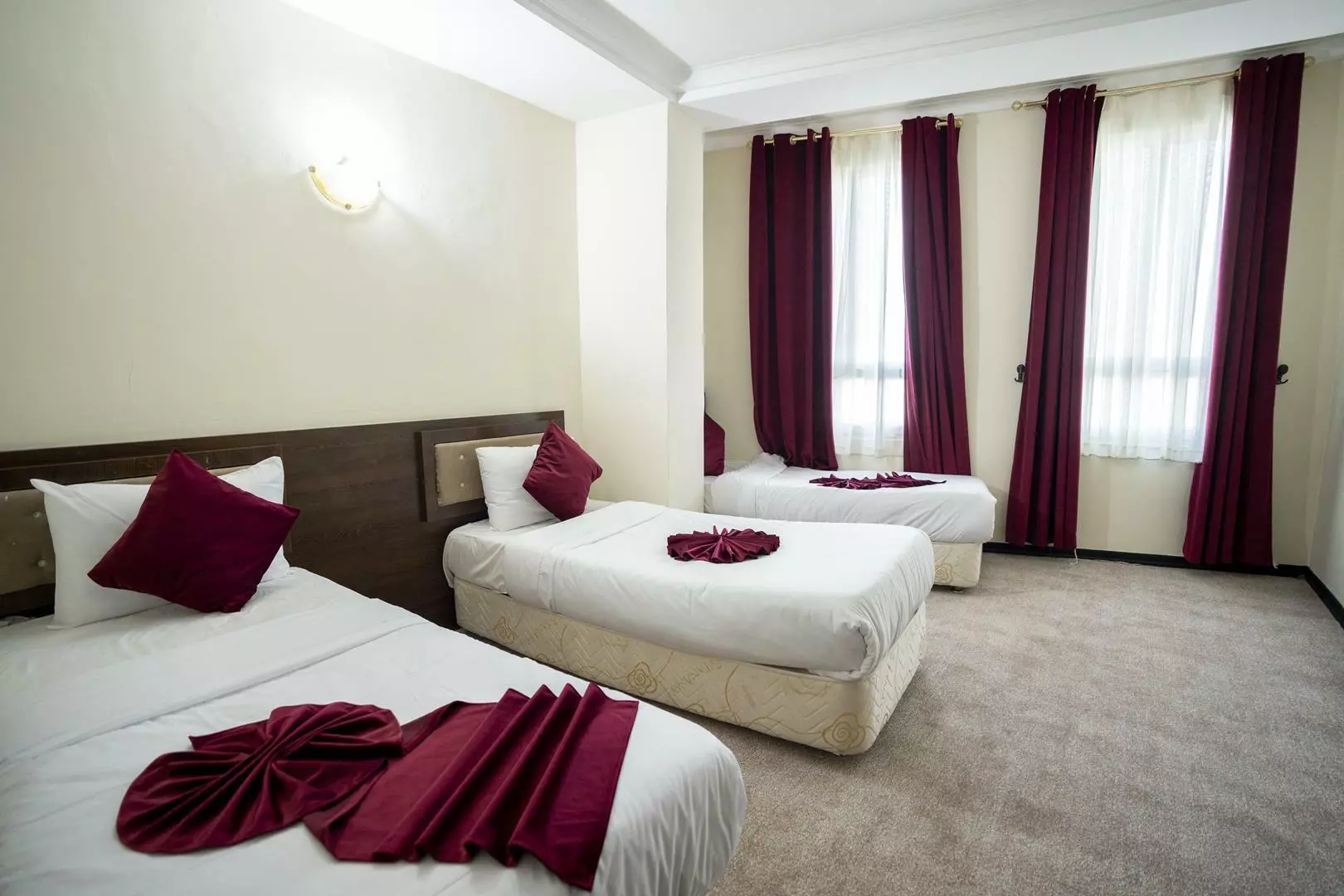 Kimia Hotel