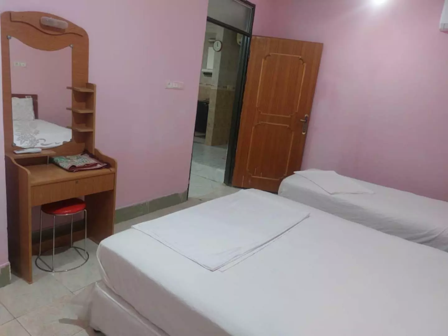 Hotel Shadnaz 1