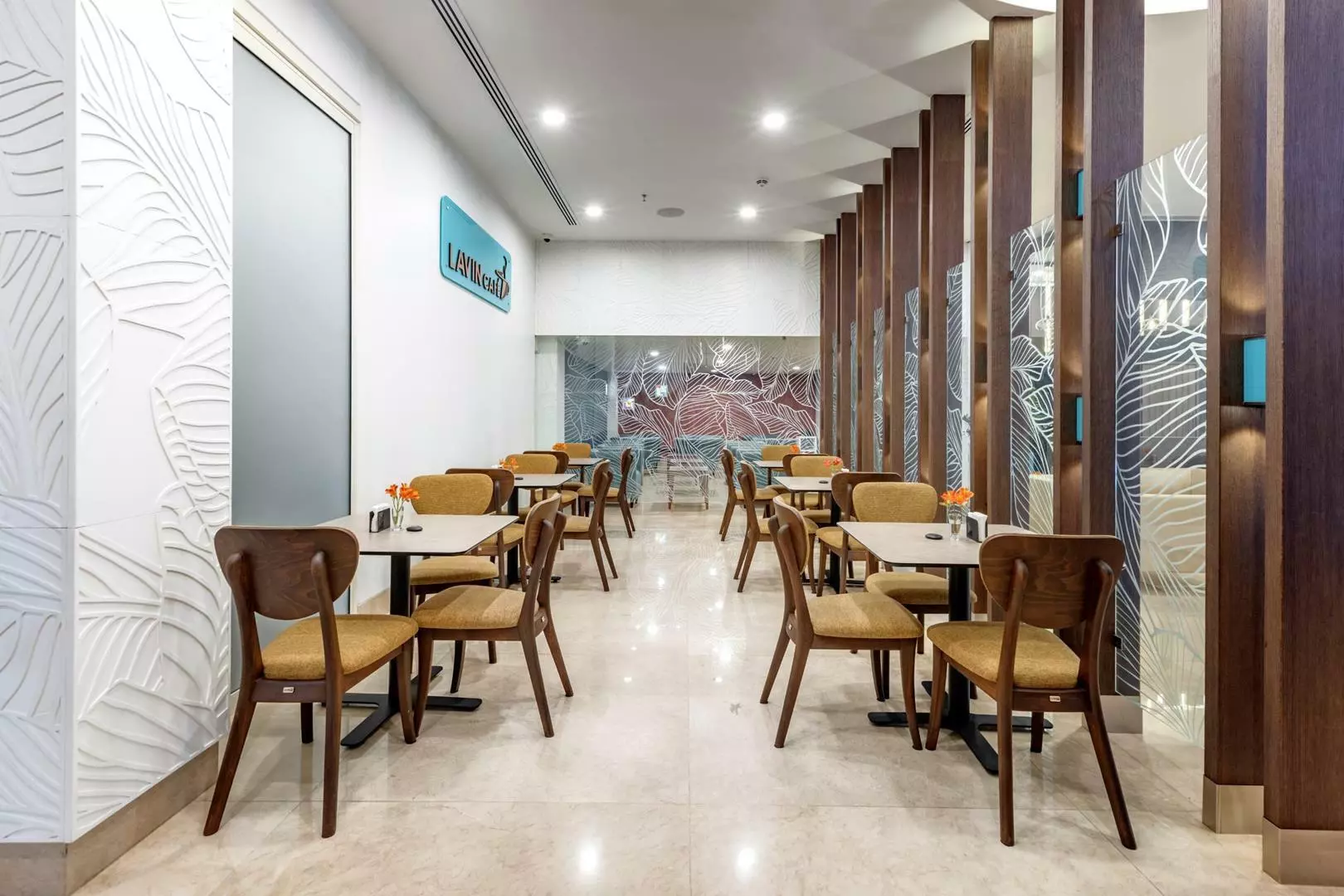 Tehran Royal Hotel