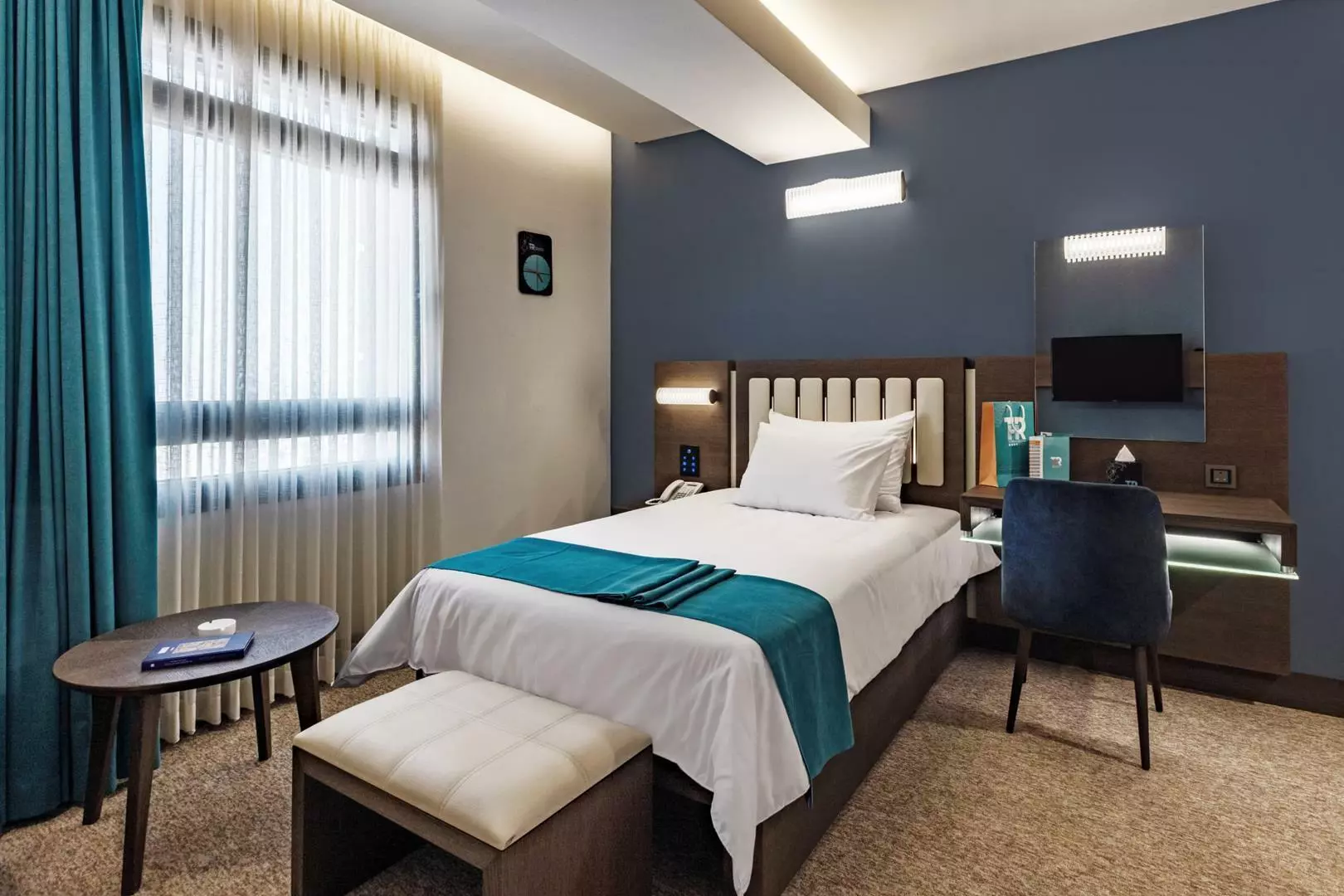 Tehran Royal Hotel