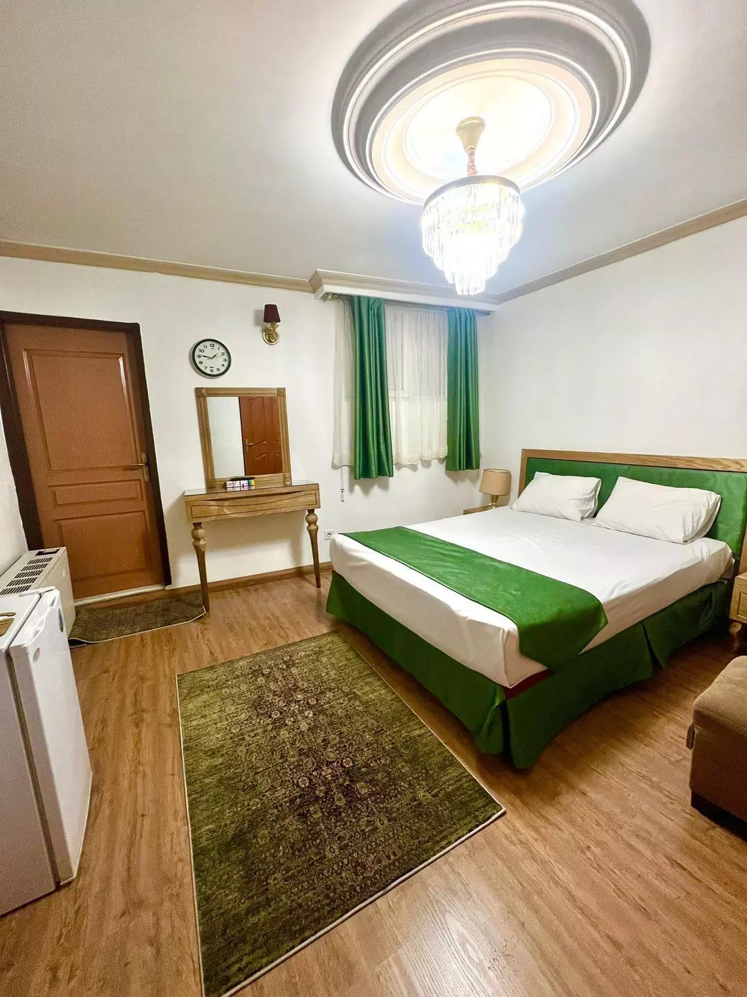 Kowsar Hotel