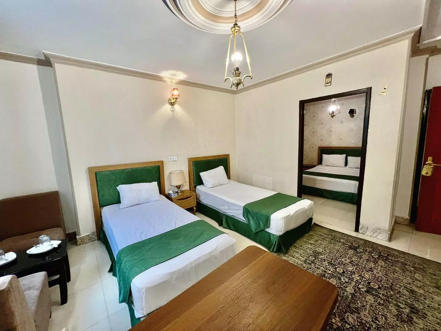 Kowsar Hotel