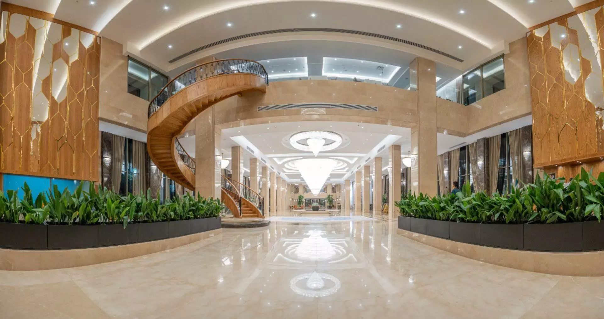 Misagh Melal Grand Hotel