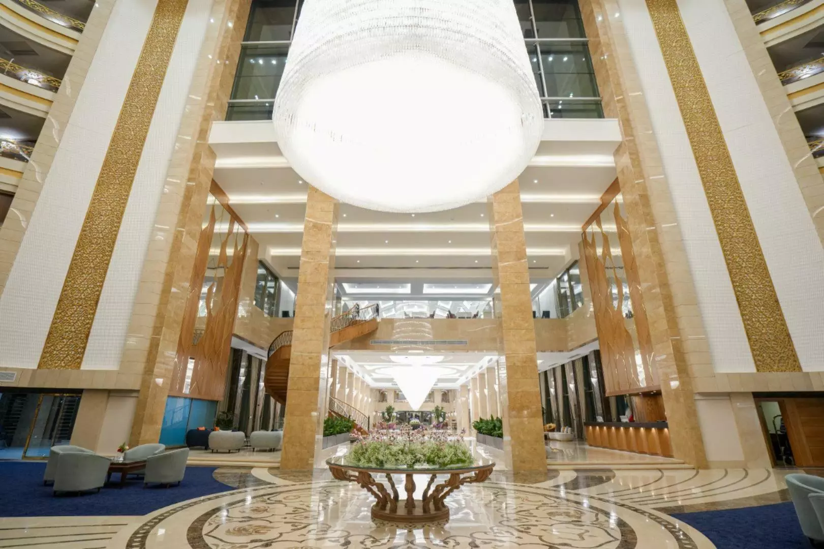 Misagh Melal Grand Hotel