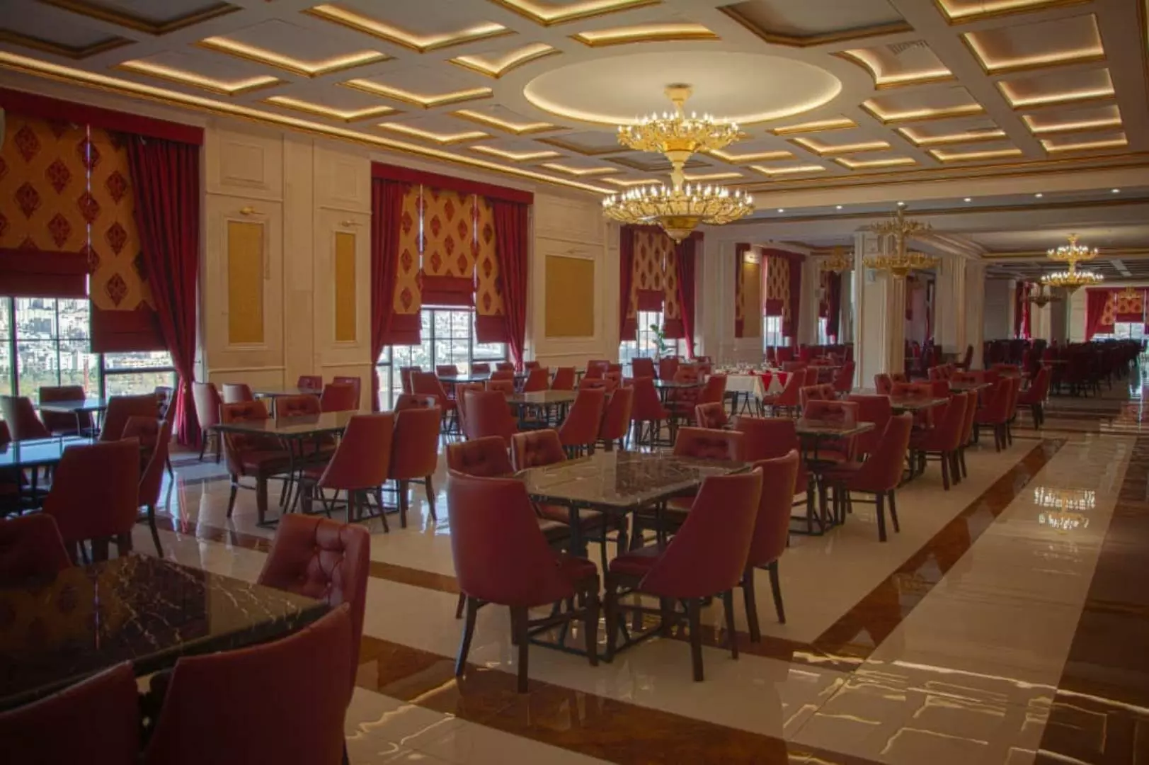 Rose Grand Hotel